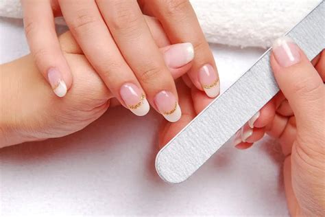 What To Do When You Break An Acrylic Nail Craftersmag