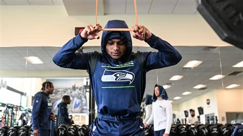 PHOTOS: Seahawks Get Back To Work In Preparation For 2023 Season