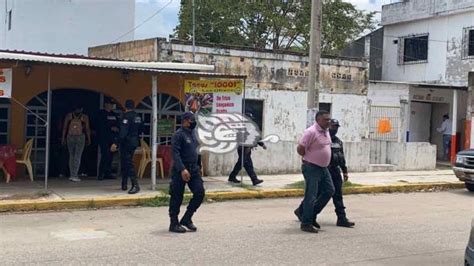 Policías Municipales De Oluta Detienen A Agresor De Mujer