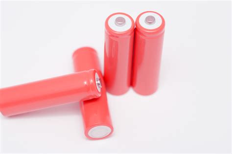 Free Stock image of Unbranded pink batteries | ScienceStockPhotos.com