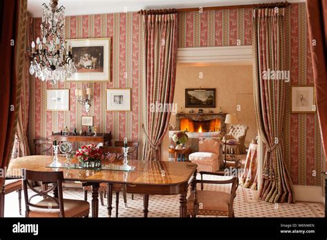 Victorian Style Dining Room Stock Photo Alamy