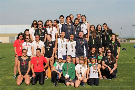 Col Gio Novo Da Maia Campe O Regional Do Desporto Escolar Em Atletismo