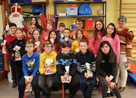 Photos Saint Nicolas est passé dans les écoles de l agglomération de