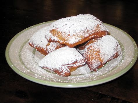 Beignets - Recipe Snobs