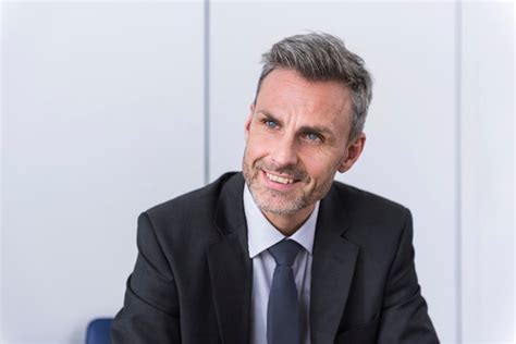 Premium Photo Portrait Of A Mature Businessman