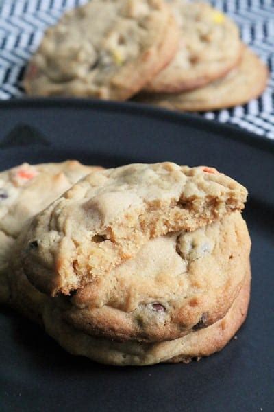 Lunch Lady Peanut Butter Cookies