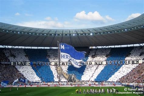 Blau Und Weiss Fahne Hertha Bsc Hertha Fotos