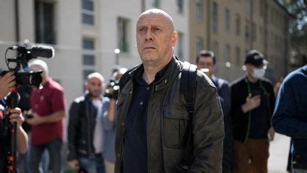 L essayiste d extrême droite Alain Soral va purger une peine de prison