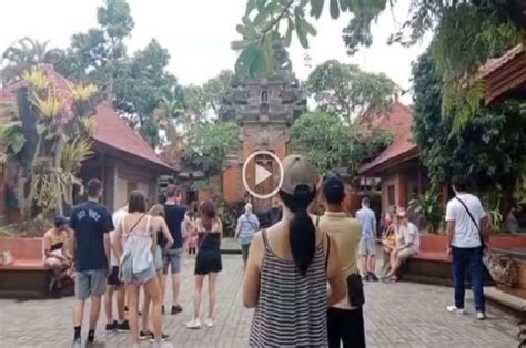 Jelang Liburan Akhir Tahun Ubud Bali Ramai Dikunjungi Wisatawan