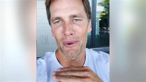 Tom Brady And Gisele Bündchen The Clues And Wild Rumors Leading Up To