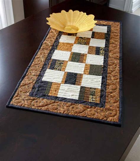 Quick And Easy Table Runner Pattern Quilting