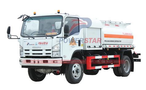 Hot Selling Isuzu NPR 700P 4X4 All Wheel Drive Fuel Bowser Oil Tanker