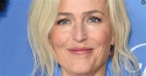Gillian Anderson L Actrice De Sex Education Veut Que Vous Lui Parliez De Sexe Terrafemina