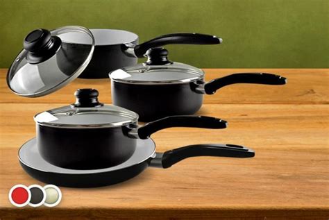 7pc Non-Stick Ceramic Pan Set - 3 Colours! - National Deal - Wowcher ...