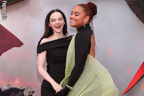 Dove Cameron Nude Leaks Photo Fapopedia