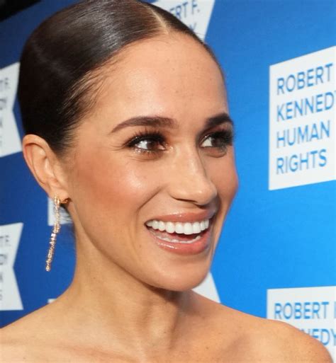 Meghan Markle Wears Striped Posse Dress For Bday Dinner Purewow