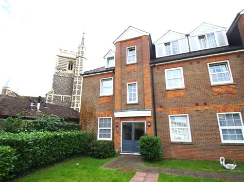 1 Bed Flat To Rent In Holyrood Court Marlborough Road Watford Wd18 £