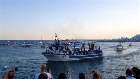 Grande Partecipazione Per La Festa Della Madonna Che Viene Dal Mare Le