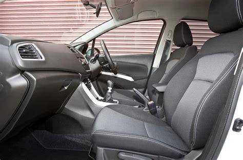 Suzuki SX4 S-Cross interior | Autocar