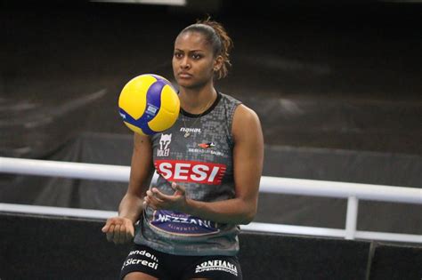 Mercado Mayany renova o Sesi Vôlei Bauru Melhor do Vôlei