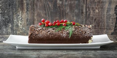 Mary Berry's yule log recipe: Best yule log recipe