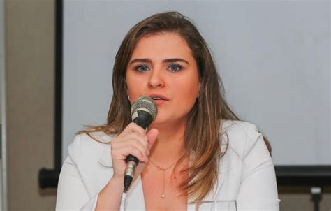 Mar Lia Arraes Diz Que Pt Usa Seu Nome Como Massa De Manobra