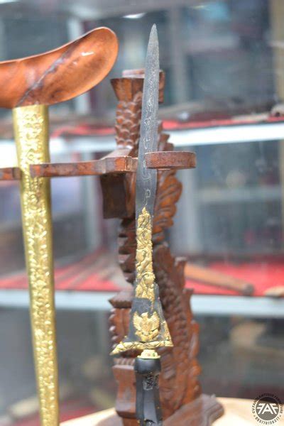 Jual Keris Kebo Lajer Kinatah Garudha Sepuh Majapahit Kode Fn Di