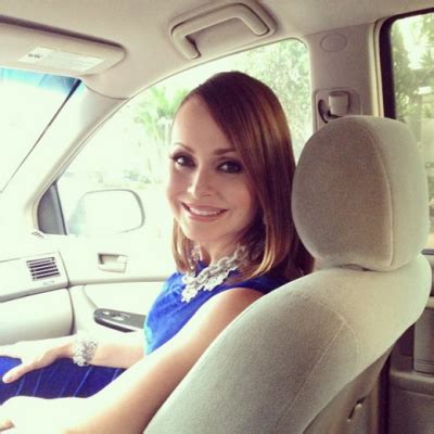 Acas Gabriela Spanic Le Inchide Gura Rautaciosilor Uite Cum Arata