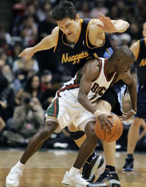 Earl Boykins Dunk Contest