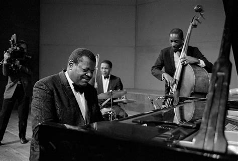 15 Famous Jazz Trios That Swung Through History IFunFact