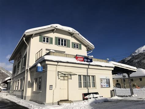 Bahnhof Bever Bever Winter In Engadin St Moritz