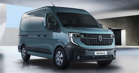 Renault Uk Premiere Of The New Master And Its Electric Lcv Range