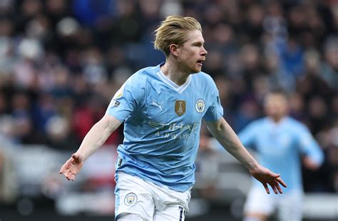 Legenda Premier League Twierdzi E Gwiazda Manchesteru City Radzi