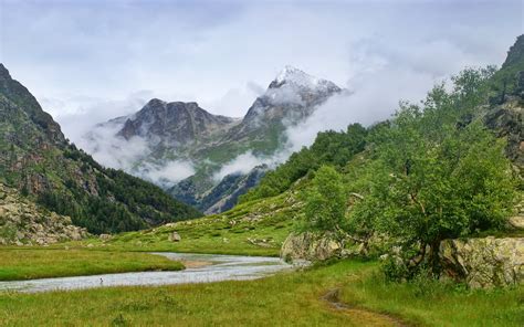 Cloudy mountain landscape photography HD wallpaper | Wallpaper Flare