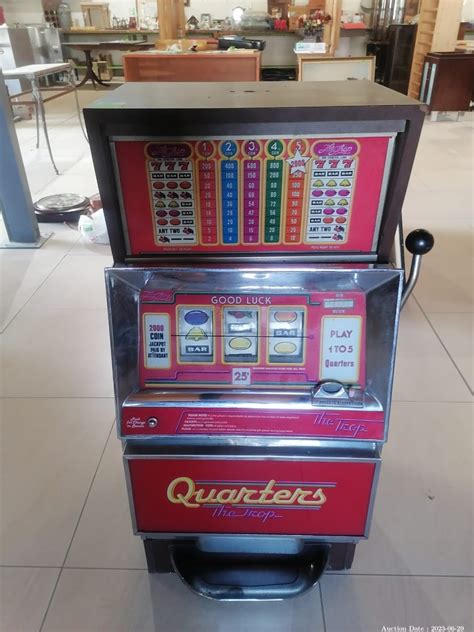 8462 - Unique One Arm Bandit Slot Machine Online Auction - AuctionPro