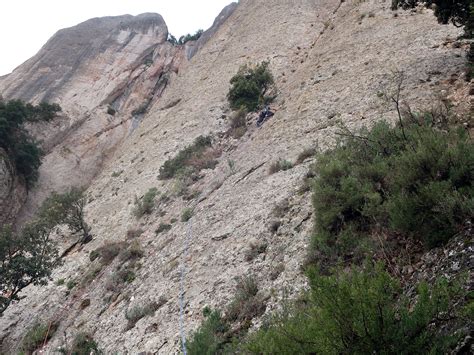 C Smica A La Paret De Diables Montserrat Roca Calenta