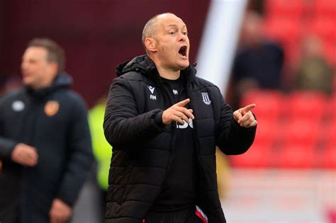 Stoke City Chief Alex Neil Addresses Neil Warnock S Huddersfield Town