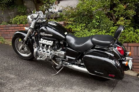 Honda Valkyrie Tourer - reviews, prices, ratings with various photos