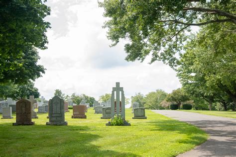 Mount Olivet Cemetery - Archdiocese of Hartford