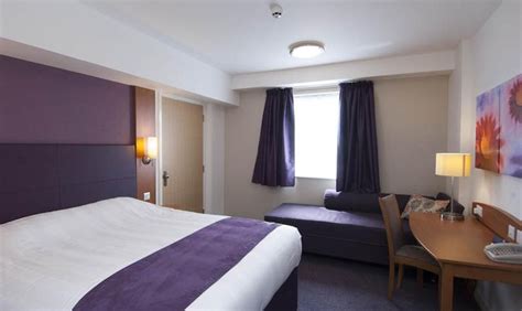 PREMIER INN INVERNESS CENTRE INVERNESS | ACCOMMODATION WITH CASTLE VIEW