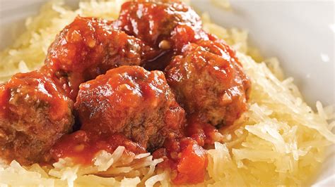 Boulettes De Viande Et Sauce Tomate Sur Courge Spaghetti Les Recettes