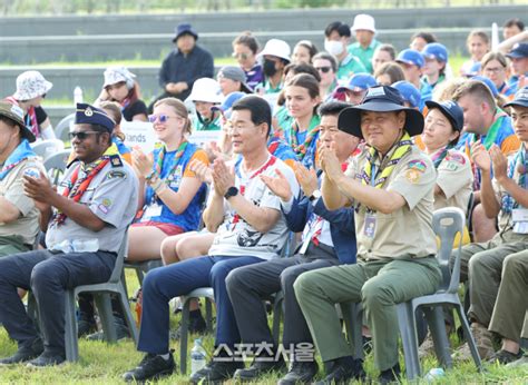 포토 전북도 ‘새만금 잼버리 기념숲 조성 행사