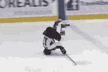 Funny Hockey GIFs | Tenor