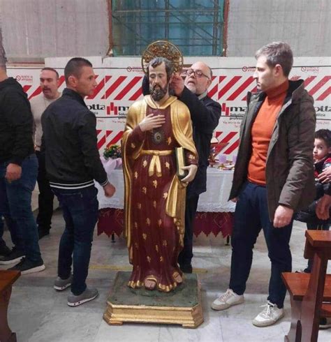 Tufino Rientra In Paese La Statua Di San Bartolomeo Dopo Il Restauro