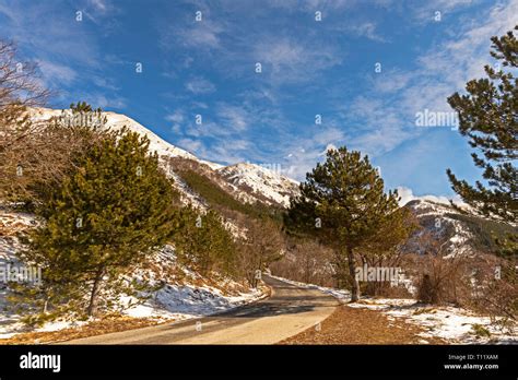 Gran Sasso Mountain Stock Photo - Alamy