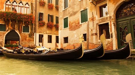 1920x1080 Flowers Italy Venice Windows Houses Gondolas Water