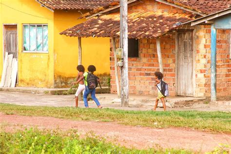 Metas e desafios globais para erradicação da pobreza