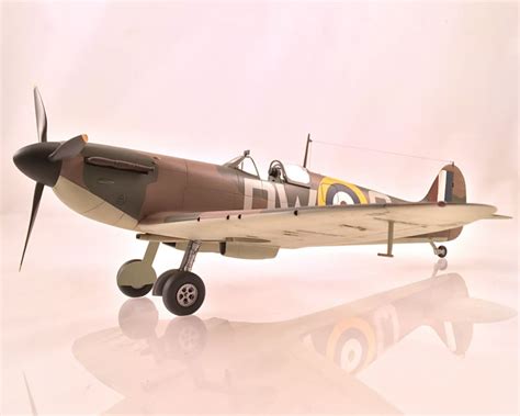 Revell Hasegawa Spitfire Mk I Large Scale Planes