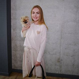 Жіночий одяг з Франції та Італії | «Жадор»