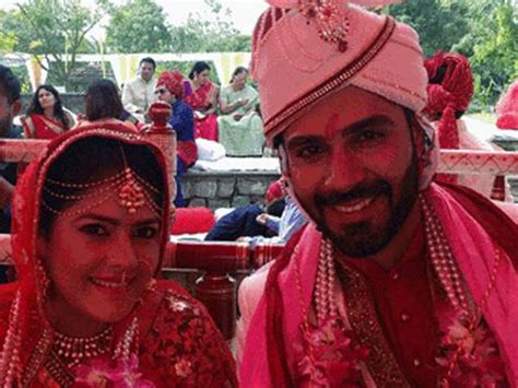 Kasam Actress Additi Sharma And Sundip Ved Tie The Knot Ved In A Gujarati